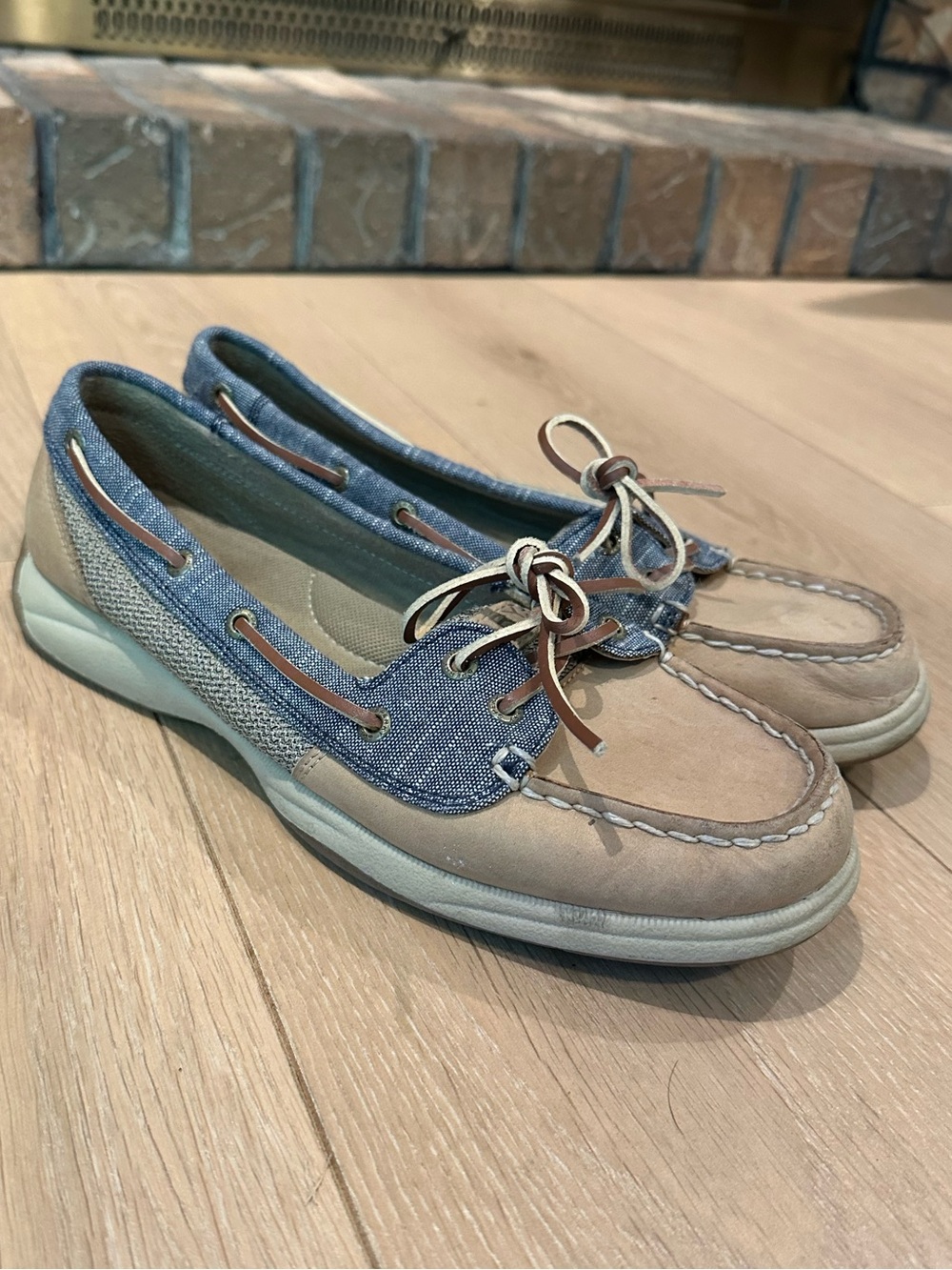 Women’s Sperry’s Two-Tone Beige and Blue Deck Shoes